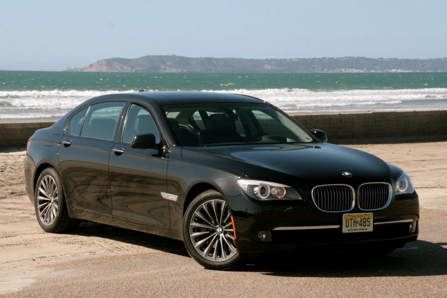  BMW 750iL 2009 года  (фото 6 из 30)